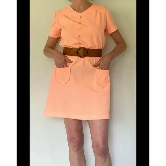 Vintage Peach Mini Dress with POCKETS! - Picture 6 of 6